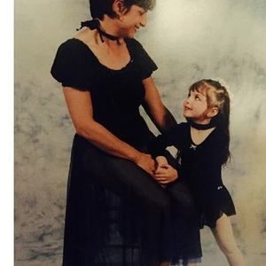 Meet your Posher, Cynthia